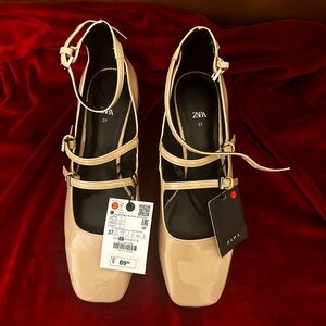 Zara Women's Beige Strappy Heels